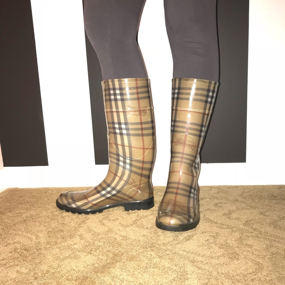 💰Sale💰 Burberry Rain Boots